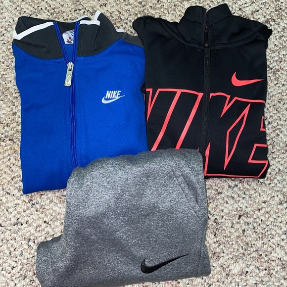 Nike Bundle! - Picture 2 of 9